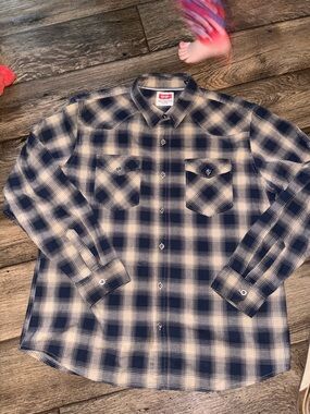Wrangler Navy and Cream Plaid Button-Down Shirt